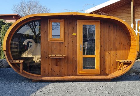 Thermoholz-Sauna oval - anschlussfertig!