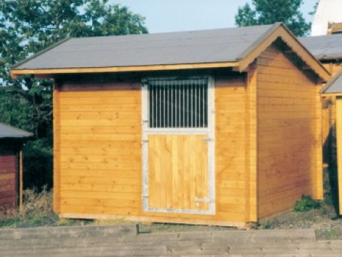 Pferdeboxen & Pferdestall, Hundezwinger aus Holz kaufen